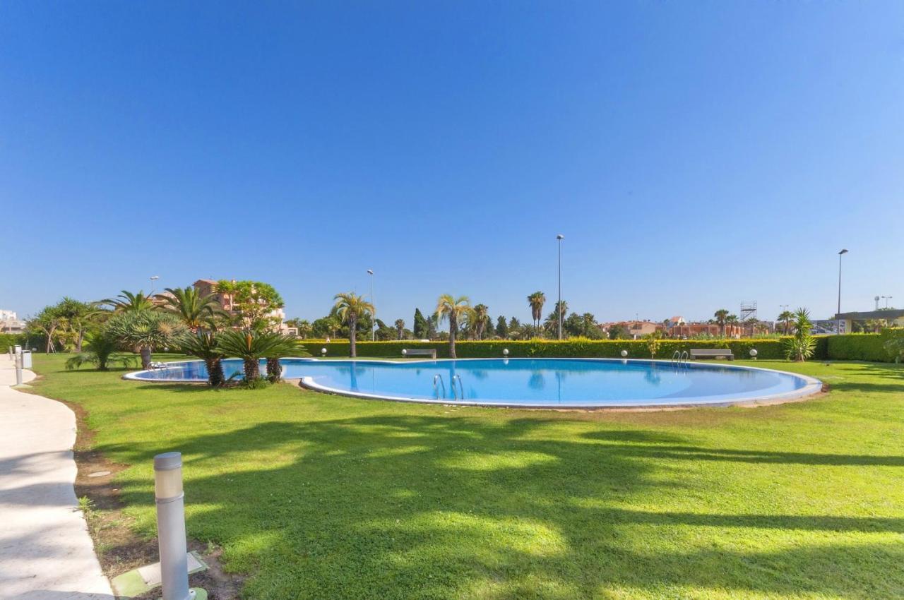 Happy Apartment Oliva Bagian luar foto